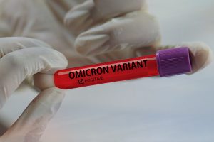 La OMS pide a los países prepararse ante el riesgo mundial «muy alto» de Ómicron