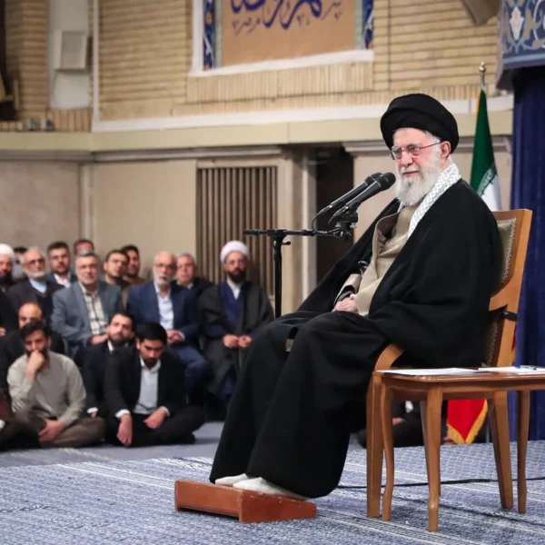 Mojtaba Khamenei: El Nuevo Líder Supremo de Irán y sus Desafíos