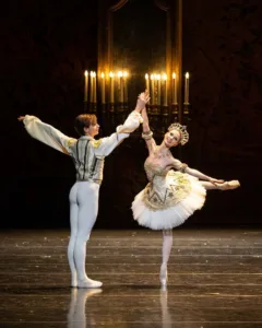 Ballet: ¿Está en Crisis o Listo para Renacer?