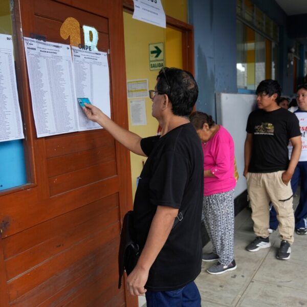 Elecciones en Perú: Tensiones y Resultados Inesperados