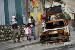 Ataques de pandillas en Haití: La crisis se agrava con 16 muertos
