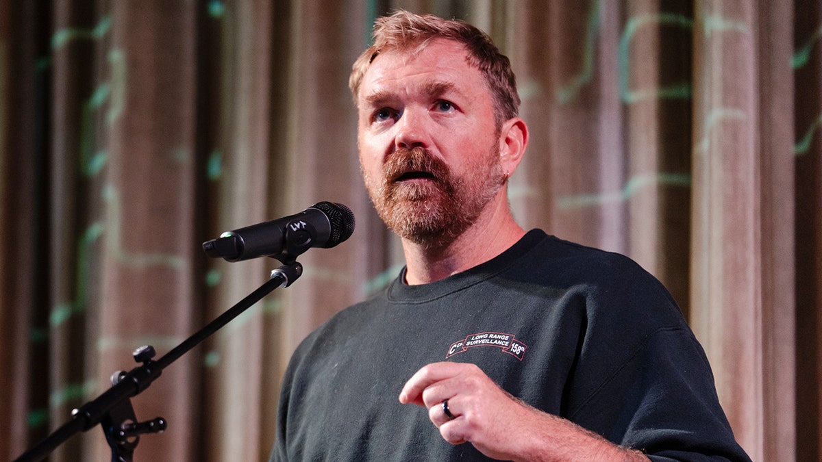 Graham Platner y la Suspensión de Campaña: ¿Qué Siguió?
