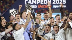 Enrique Macaya Marquez: Un legado de 18 Copas del Mundo en el fútbol