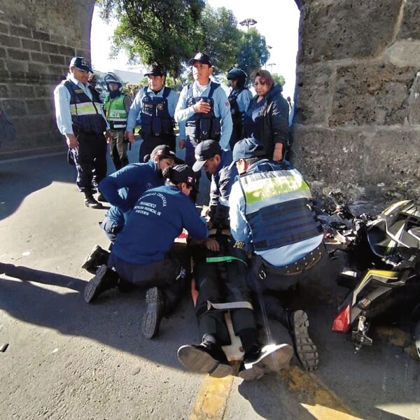 Accidente de policía en Arequipa: tragedia en la variante de Uchumayo
