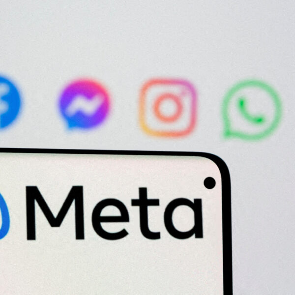 Meta acuerdo redes sociales: ¿Un cambio real para adolescentes?