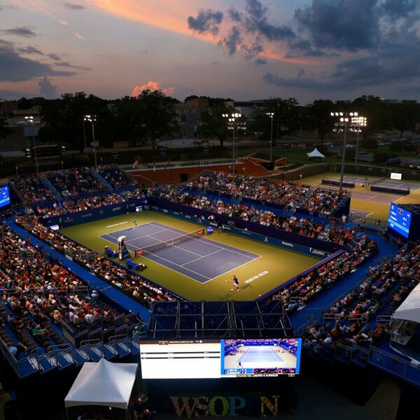 Ignacio Buse avanza a octavos en Winston-Salem tras vencer a Walton