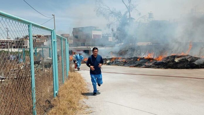 Incendio hospital Arequipa: ¿Un peligro por chatarra no vendida?