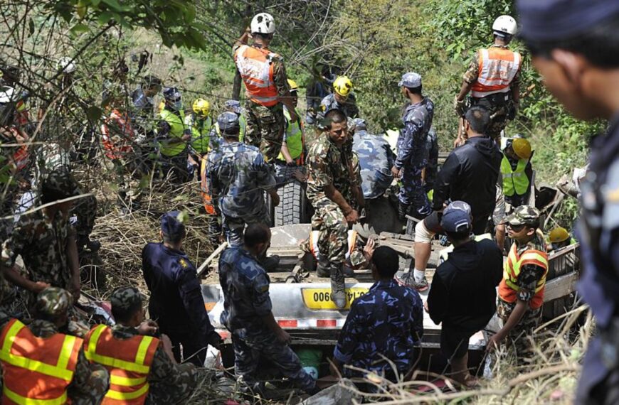 Rescate Trabajadores Nepal: La Impresionante Historia de Supervivencia
