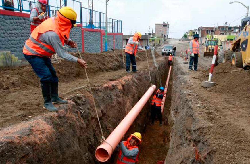 Pobreza Multidimensional: El Impacto del Acceso al Agua y Saneamiento