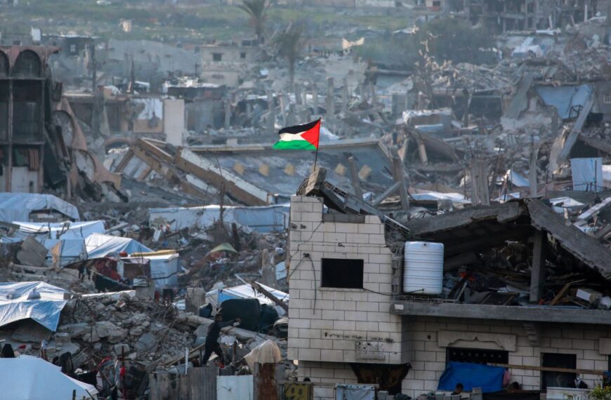 Reconstrucción de Gaza: ¿Cómo Marruecos transforma su experiencia?